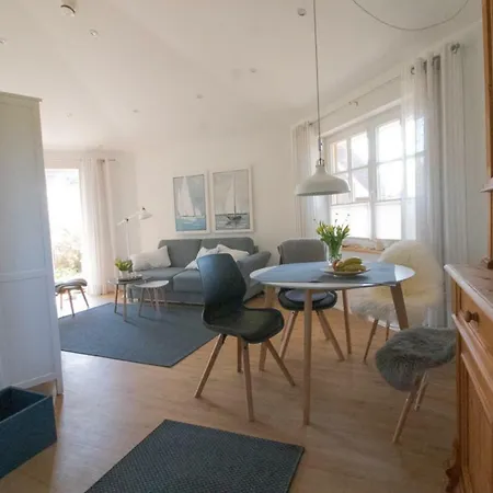 Heimathafen Rettin- Strandnah & Riesen Garten - #120064 Apartment